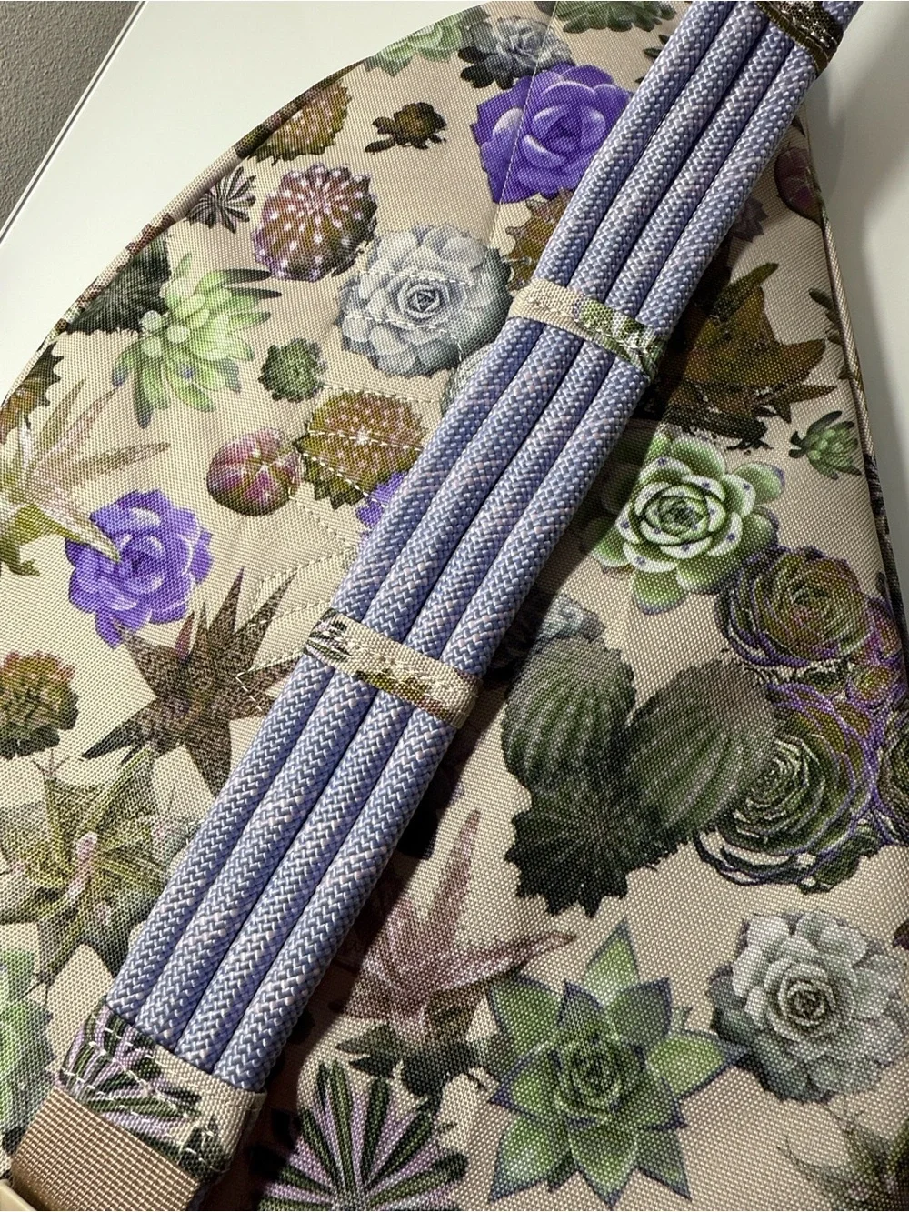 LIKE NEW Kavu Sling Bag in Floral Succulent Lavender, Mint, and Taupe RARE PRINT